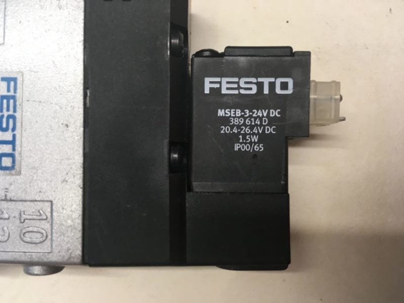 Elektrozawór FESTO CPE24-M1H-3GL-3/8 (163165)
